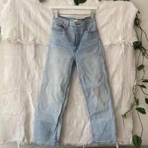 Levi’s Ribcage straight leg jeans